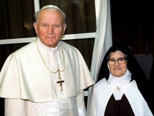 pope-john-ii-and-sisterv-lucia