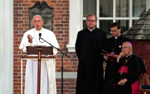 pope-independence-hall-crop