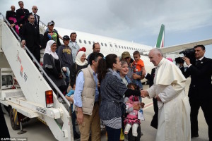 Call him Francis: pope welcomes Muslims to Rome